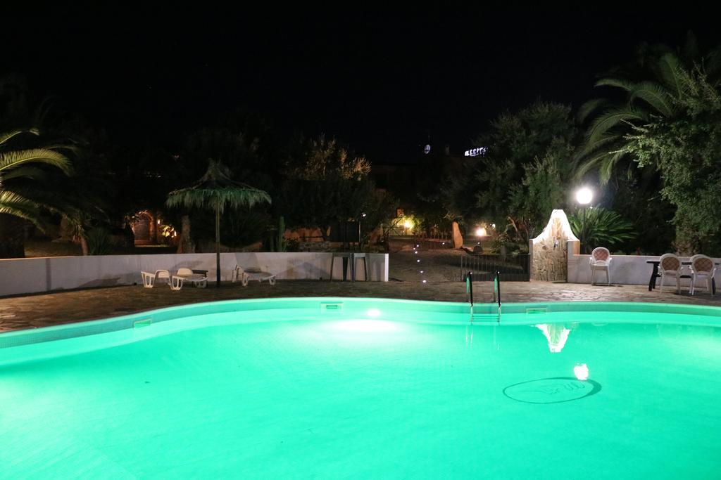מלון וילאפוצו Il Castello מראה חיצוני תמונה