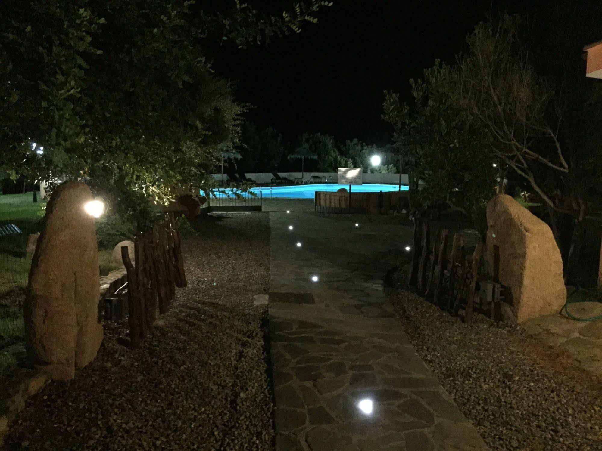 מלון וילאפוצו Il Castello מראה חיצוני תמונה